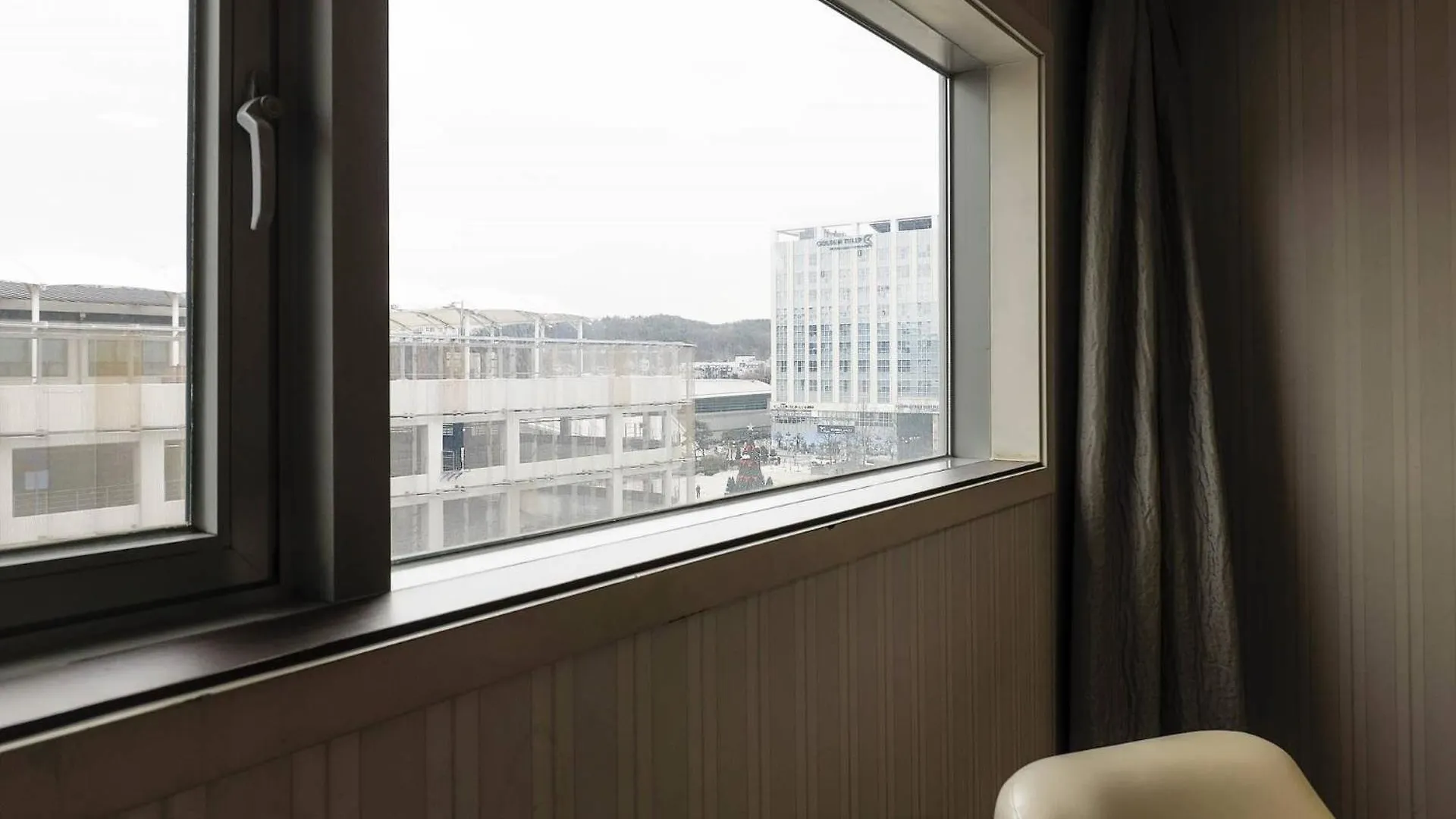 Incheon Airport Hotel Zeumes
