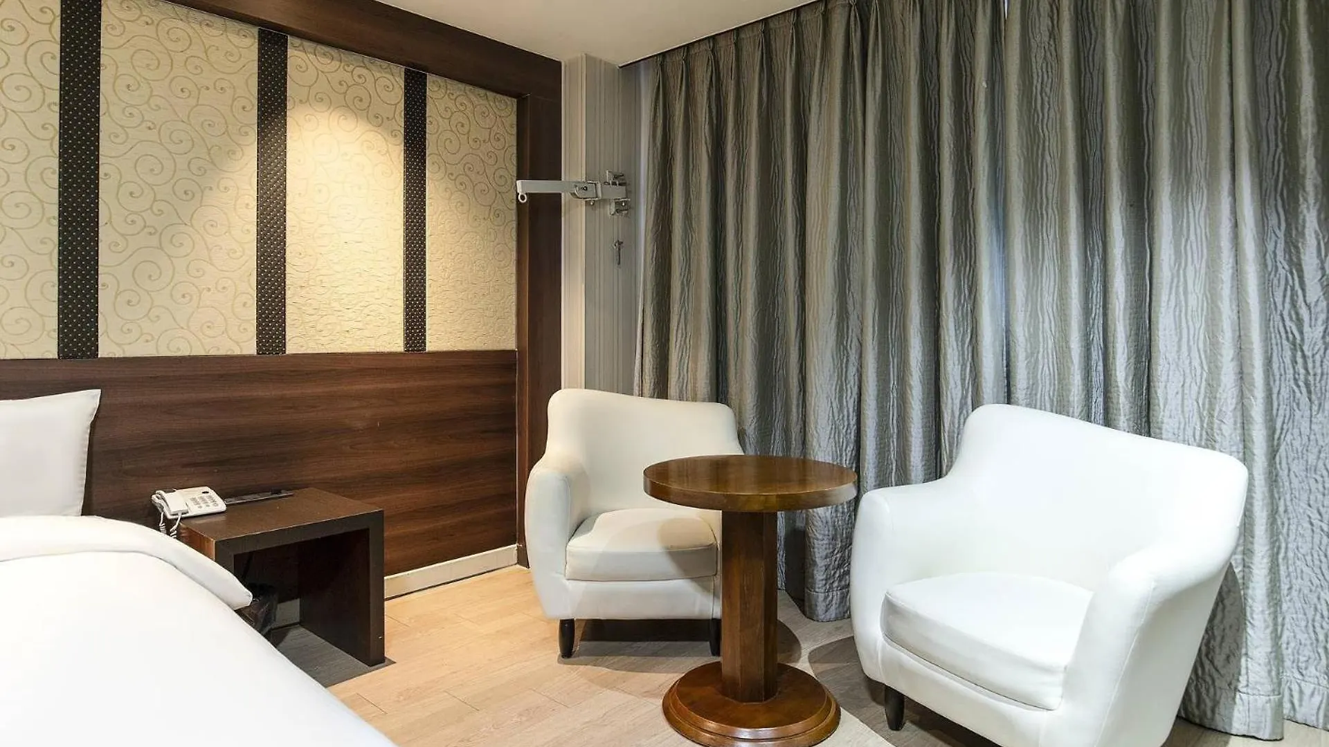 Incheon Airport Hotel Zeumes