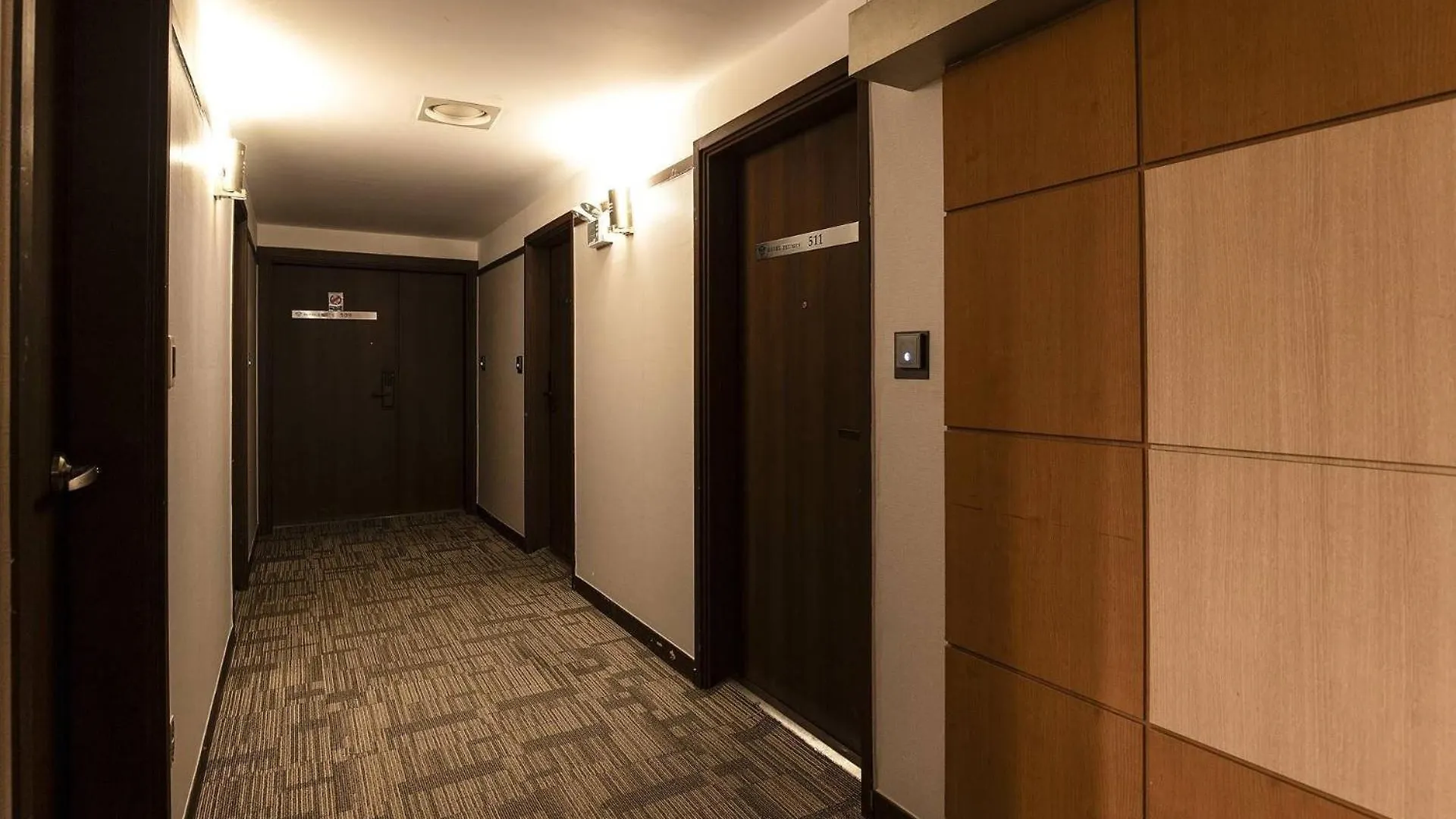***  Incheon Airport Hotel Zeumes South Korea