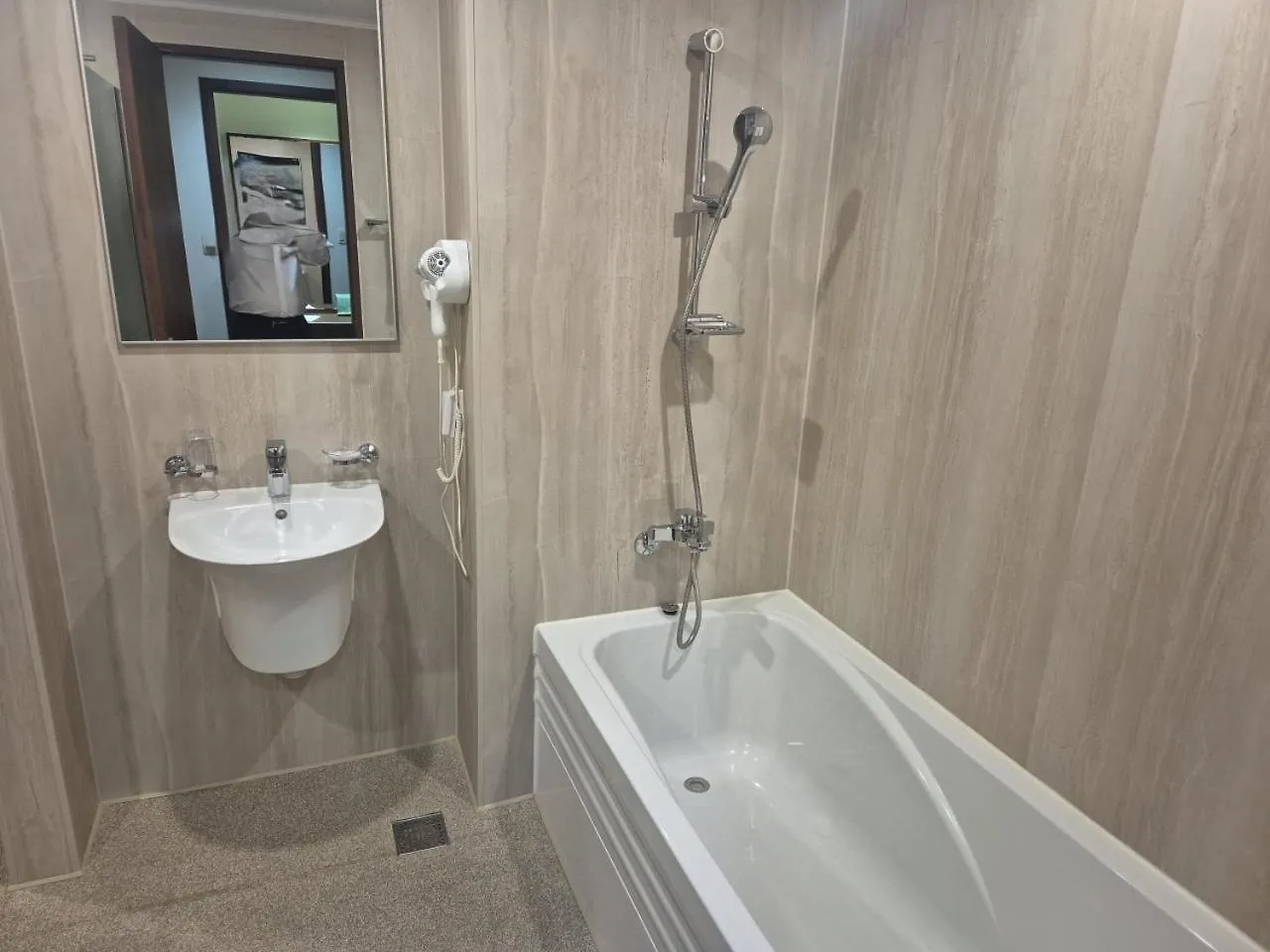 ***  Incheon Airport Hotel Zeumes Korsel