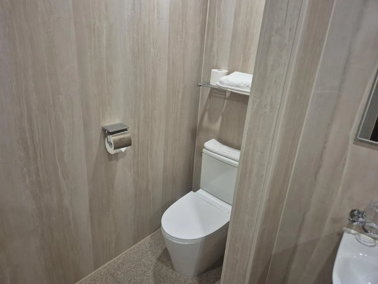 Incheon Airport Hotel Zeumes