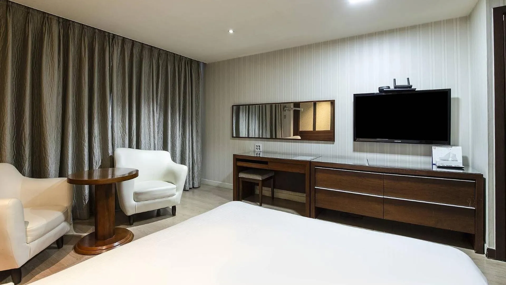 Incheon Airport Hotel Zeumes