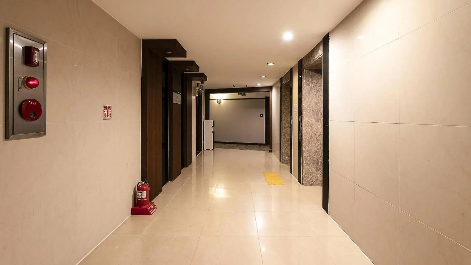 Incheon Airport Hotel Zeumes