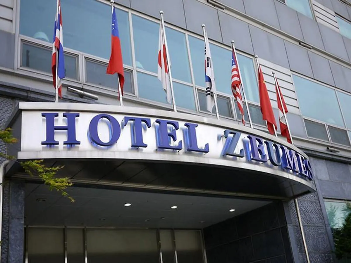 Incheon Airport Hotel Zeumes 3*,