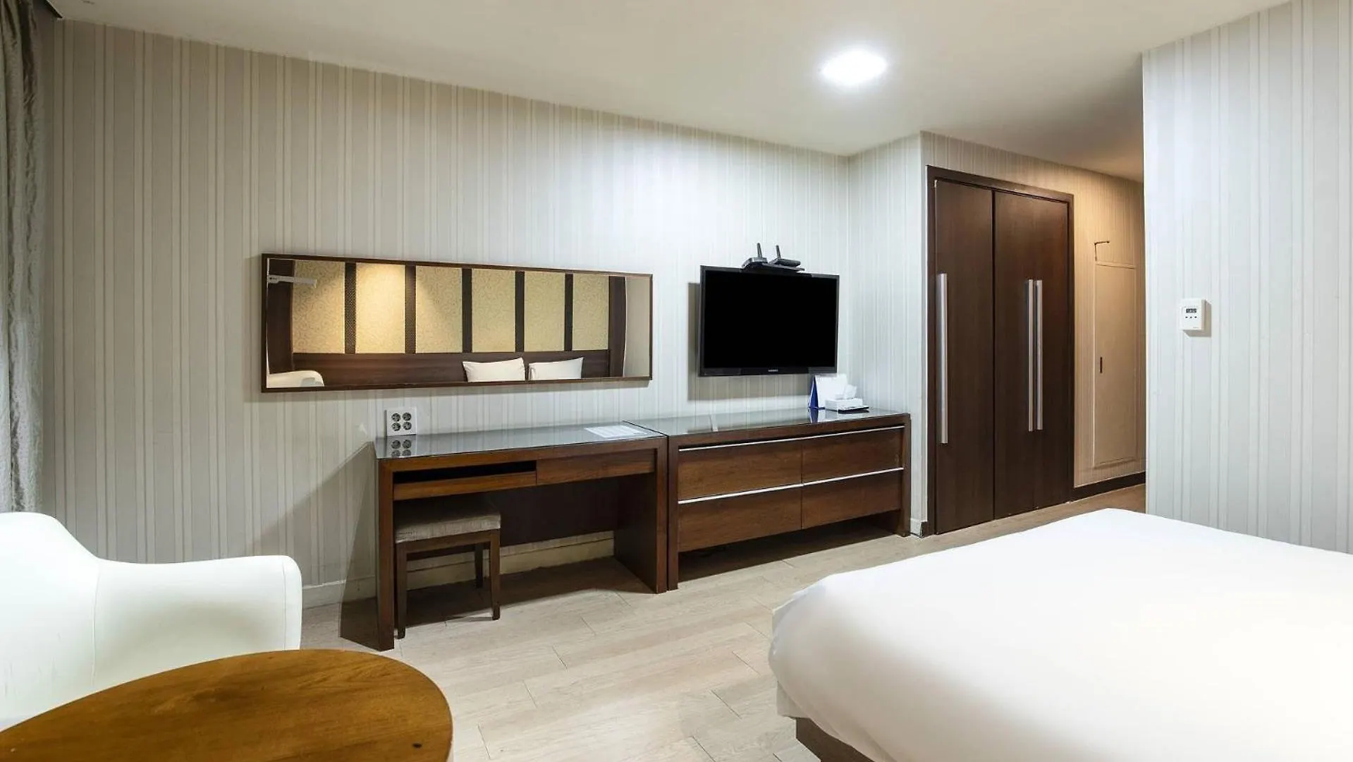 Incheon Airport Hotel Zeumes